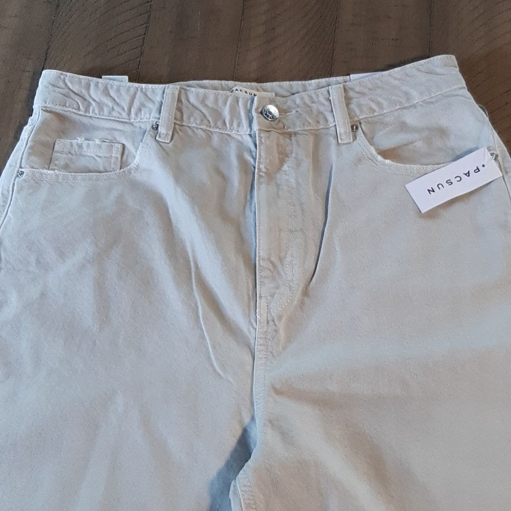 Pacsun Los Angeles 90's Boyfriend Cream Distressed Jeans NWT - Picture 2 of 8